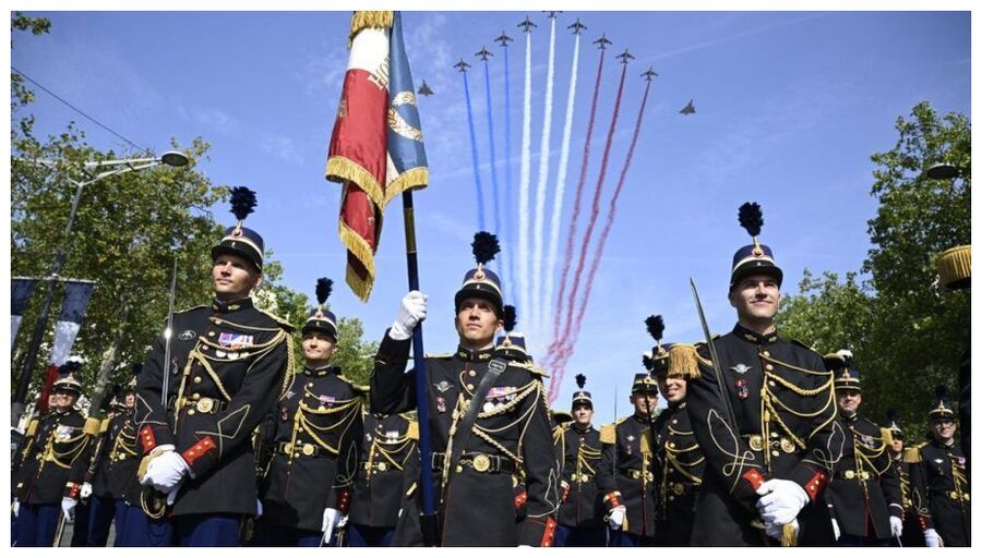 Click to enlarge Bastille Day military parade