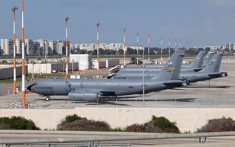 Click to enlarge amerian air refueling tankers ben gurion airport