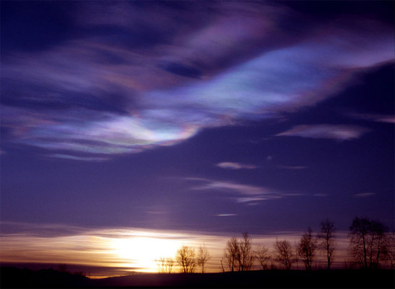 Stratospheric clouds
