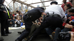 brooklyn bridge arrests