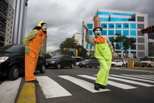 Click to enlarge mimes venezula traffic2