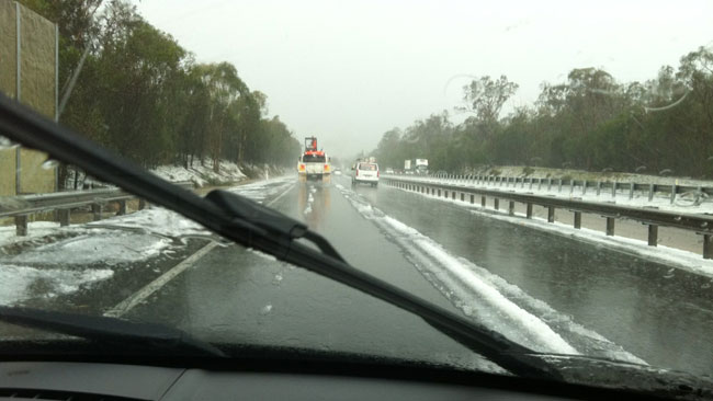 Click to enlarge Hail on the Logan Motorway