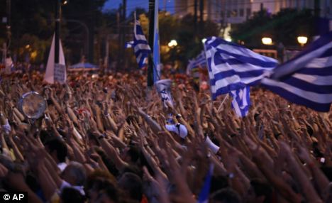 Click to enlarge greek protesters