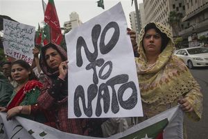 Pakistani protesters