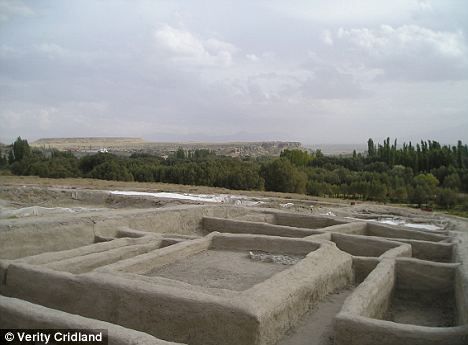Click to enlarge Asikli Hoyuk: The Neolithic site