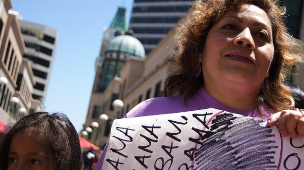 Click to enlarge protest immigration