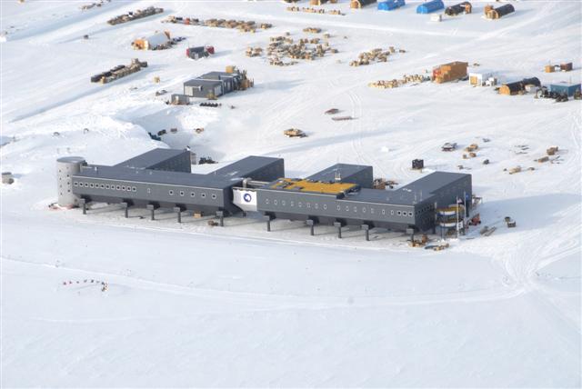 Click to enlarge South Pole Station
