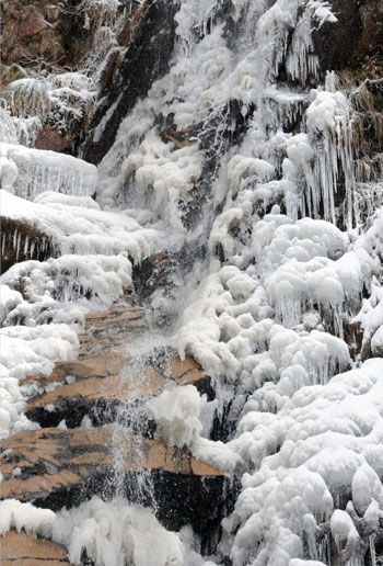 Ryuo ice waterfall