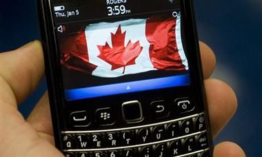 cellphone Canada flag