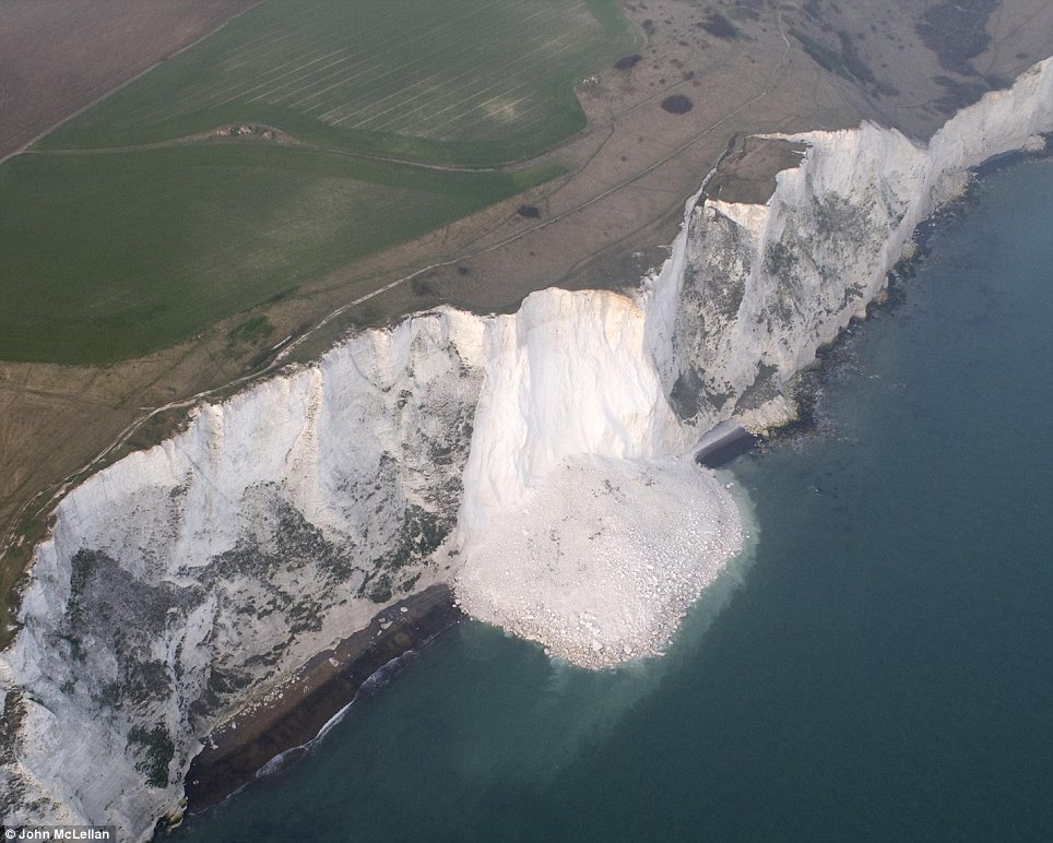 Click to enlarge White cliff rockslide3