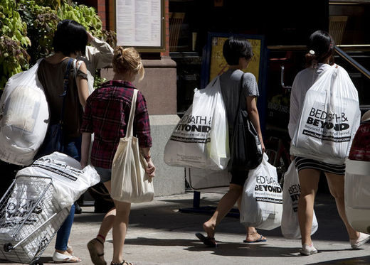 BB&B shoppers