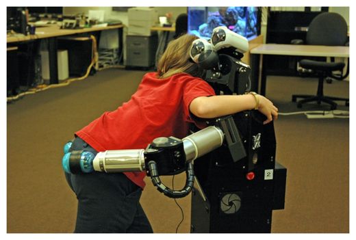 Click to enlarge Robovie_1