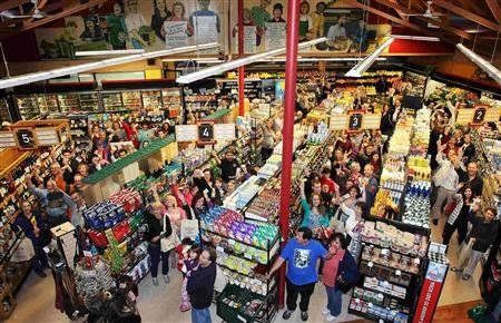 Click to enlarge cash mob facebook