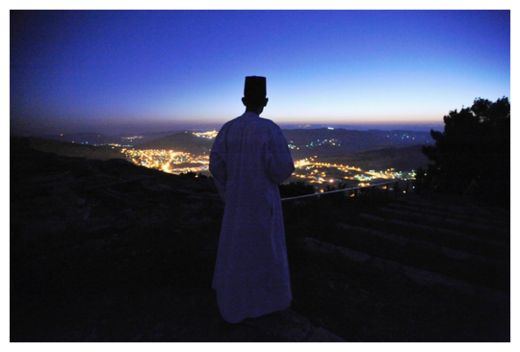Click to enlarge Samaritan Praying