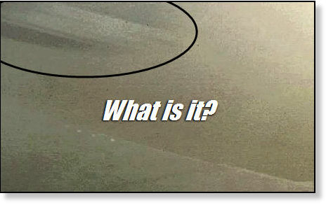 UFO narrowly missing jet