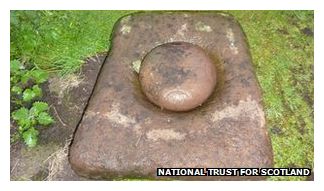 Click to enlarge Bullaun Stone_1