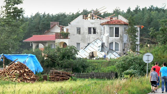 Polish Tornado Damage_2