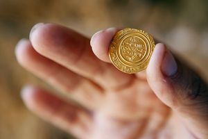 Click to enlarge Crusader Treasure