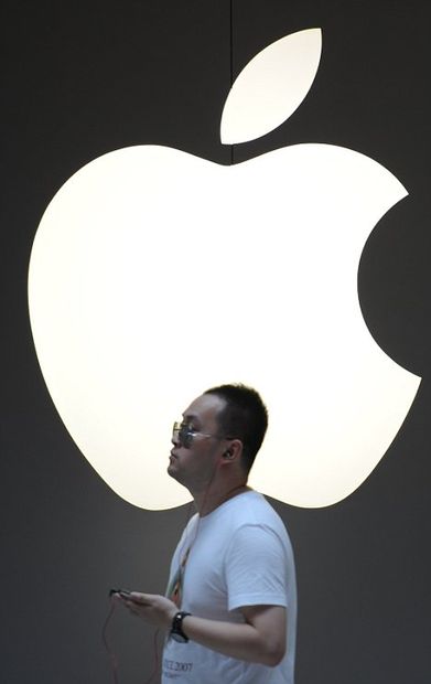 Apple 