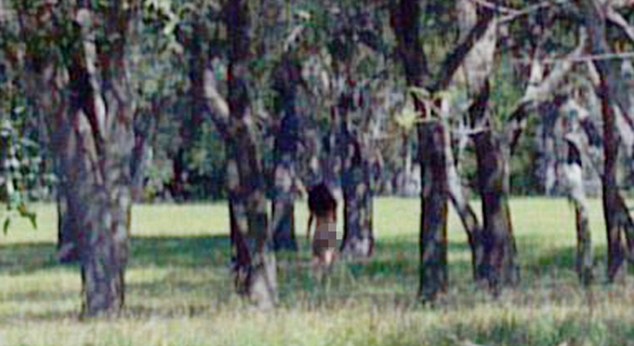 Click to enlarge Cell phone pictures shows Swanson