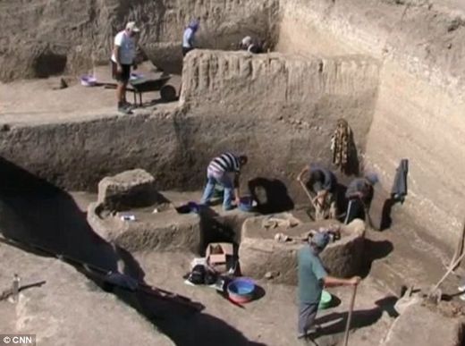 Click to enlarge bulgaria ancient site