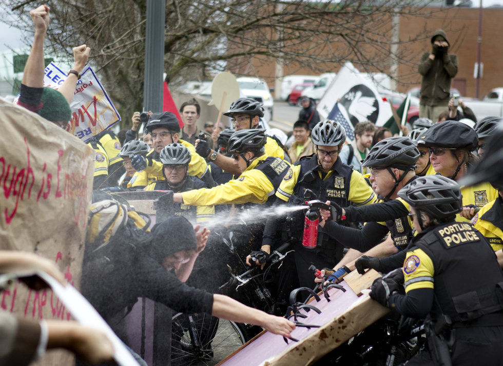 Police mace, pepper spray Occupy Portland protesters 