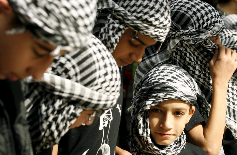 youths at Gaza solidarity rally 