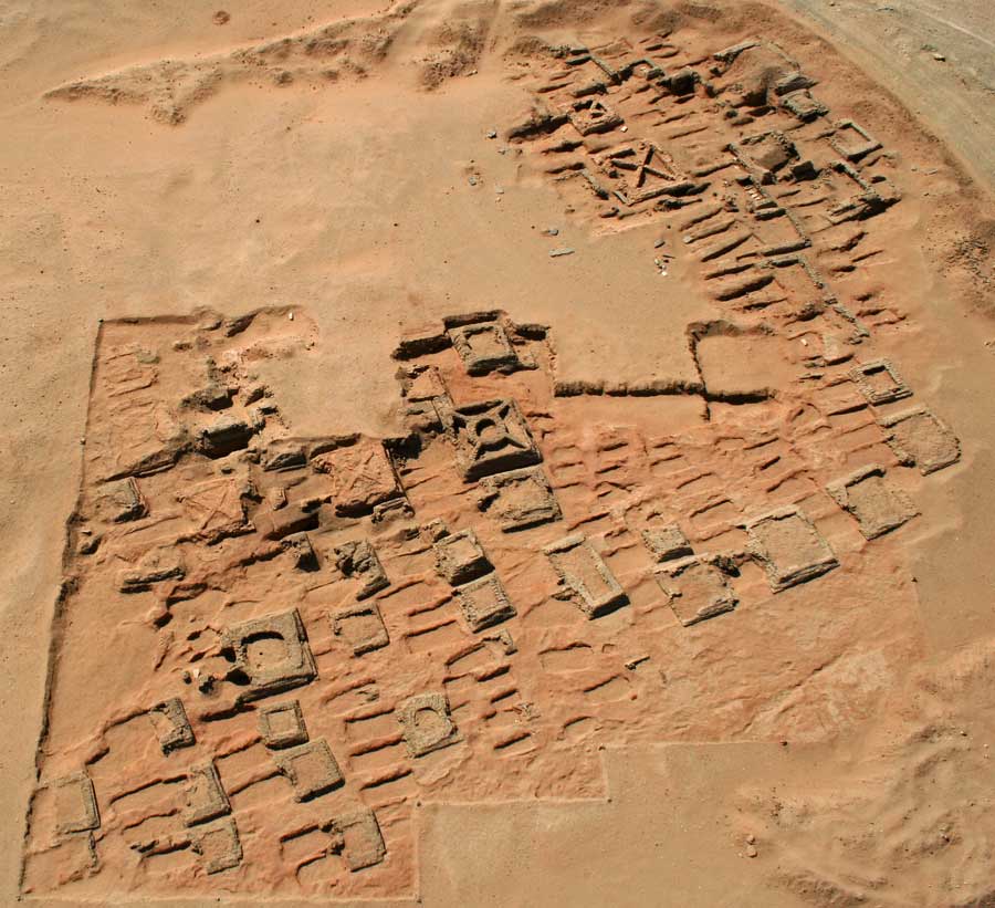 Click to enlarge Sudan Pyramid_2