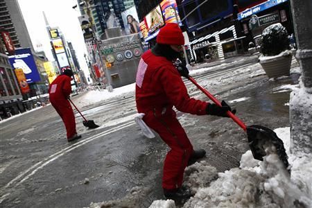 time square snow clearing