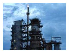 Click to enlarge UFO over Refinery