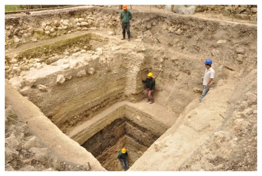 Ceibal Pit