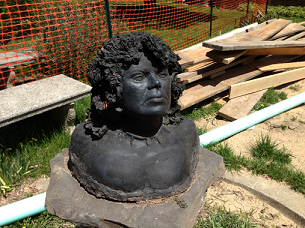 Statue