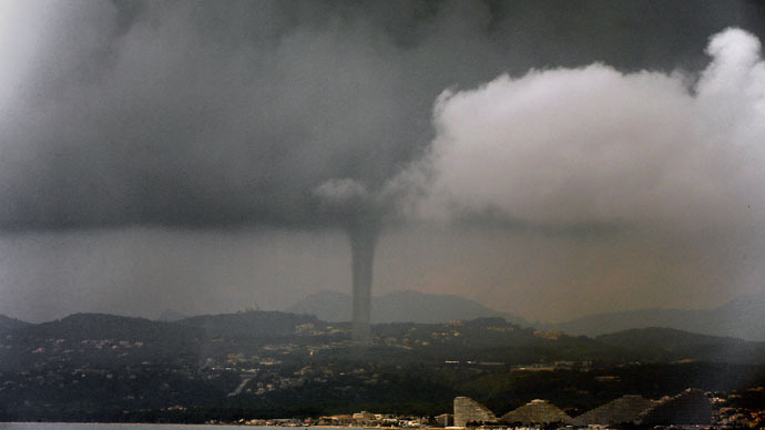 Click to enlarge tornado Nice