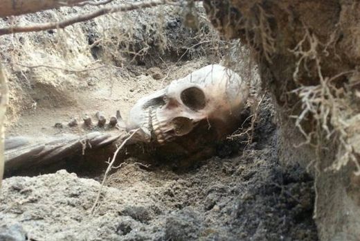 aboriginal woman skeleton