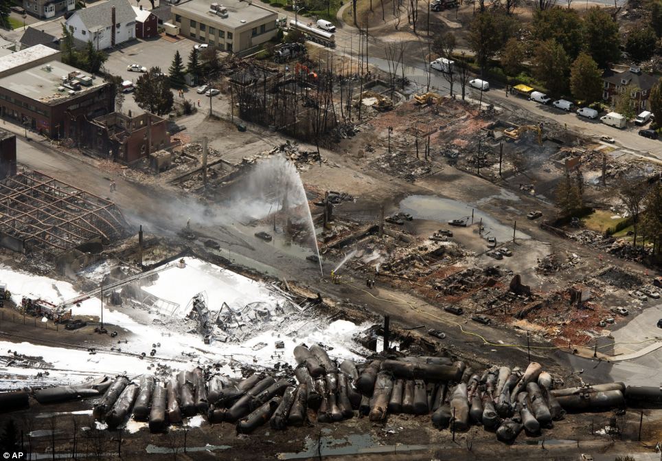 Click to enlarge Lac Megantic explosion 1