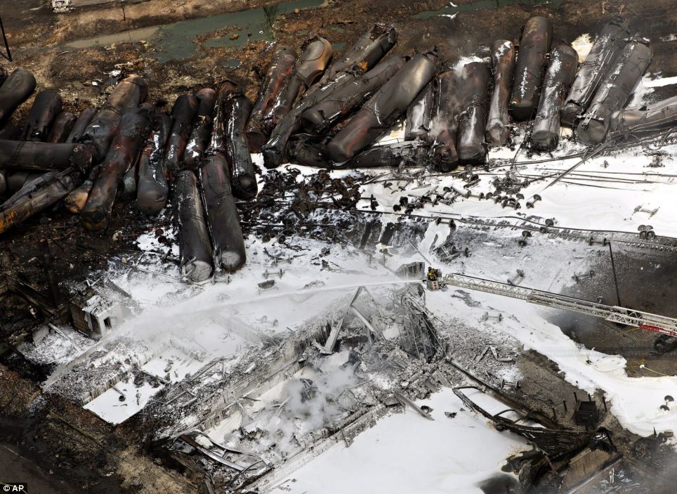 Click to enlarge Lac Megantic explosion 2