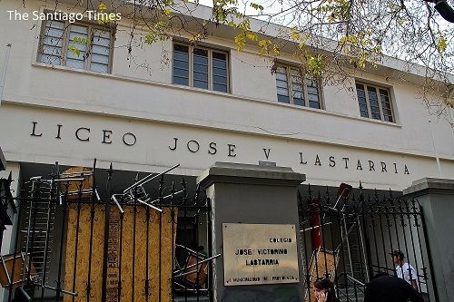 Santiago school protest