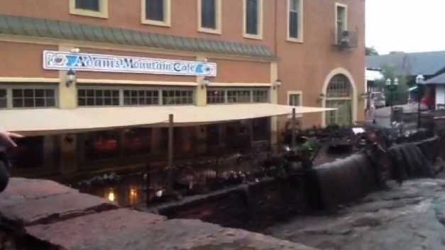 Click to enlarge Flooding in Manitou Springs, Colo. August 9, 2013