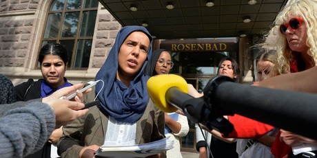 Click to enlarge Hijab Sweden