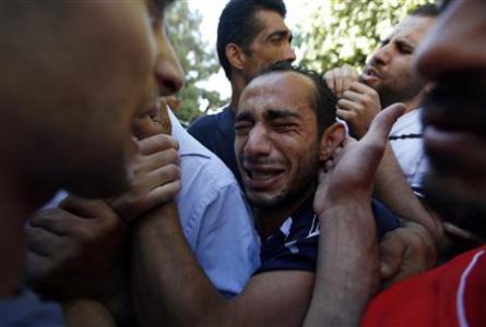 Mourning of dead Palestinians