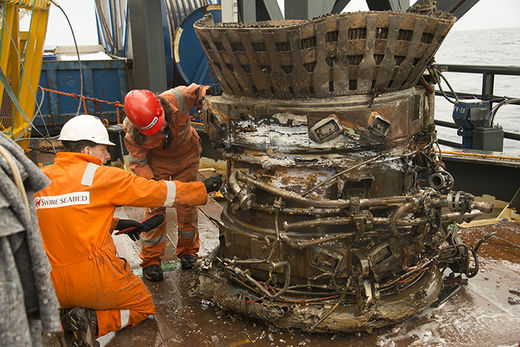 Click to enlarge Fragmented F-1 engine components