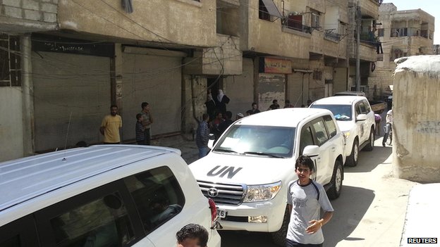 Click to enlarge UN chemical weapons inspectors