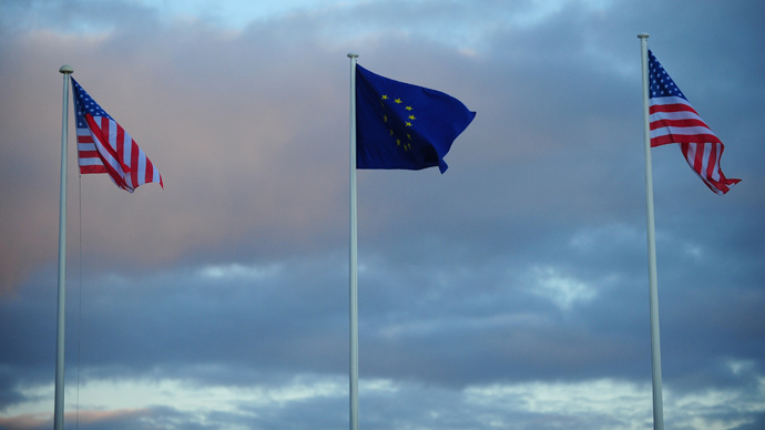 US EU flags