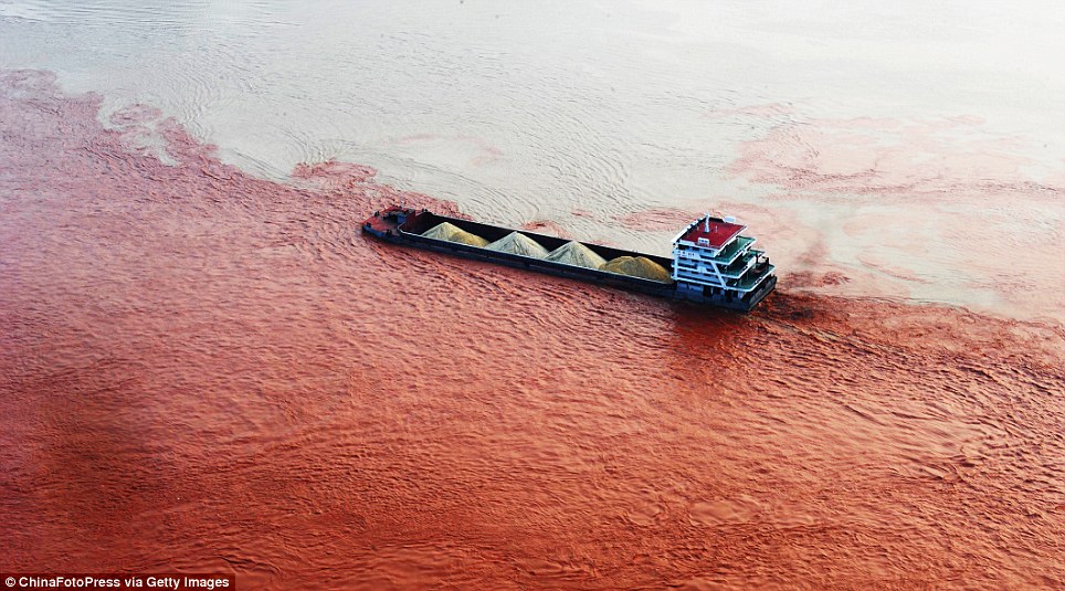 Ship in the Yangtze