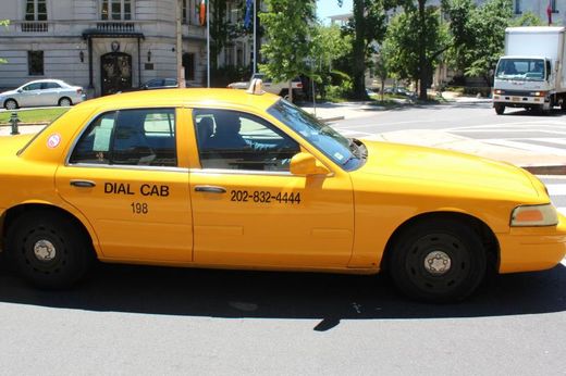 Taxi