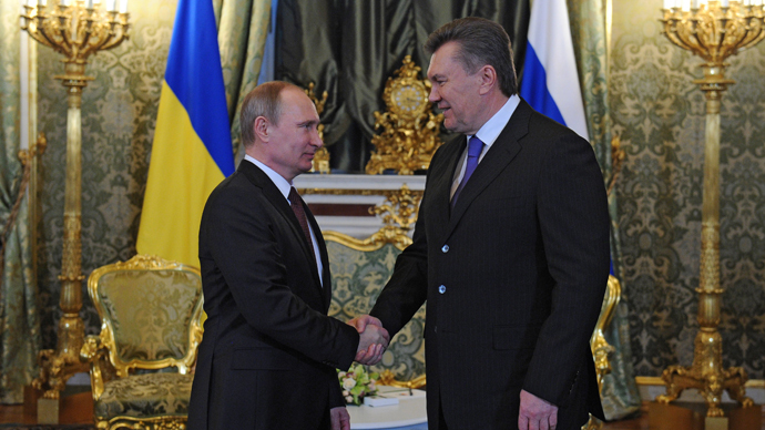 Presidents Vladimir Putin and Viktor Yanukovich