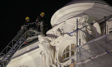 apollo theater collapse