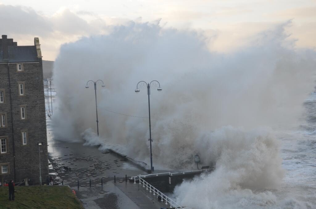 Click to enlarge uk storms 3