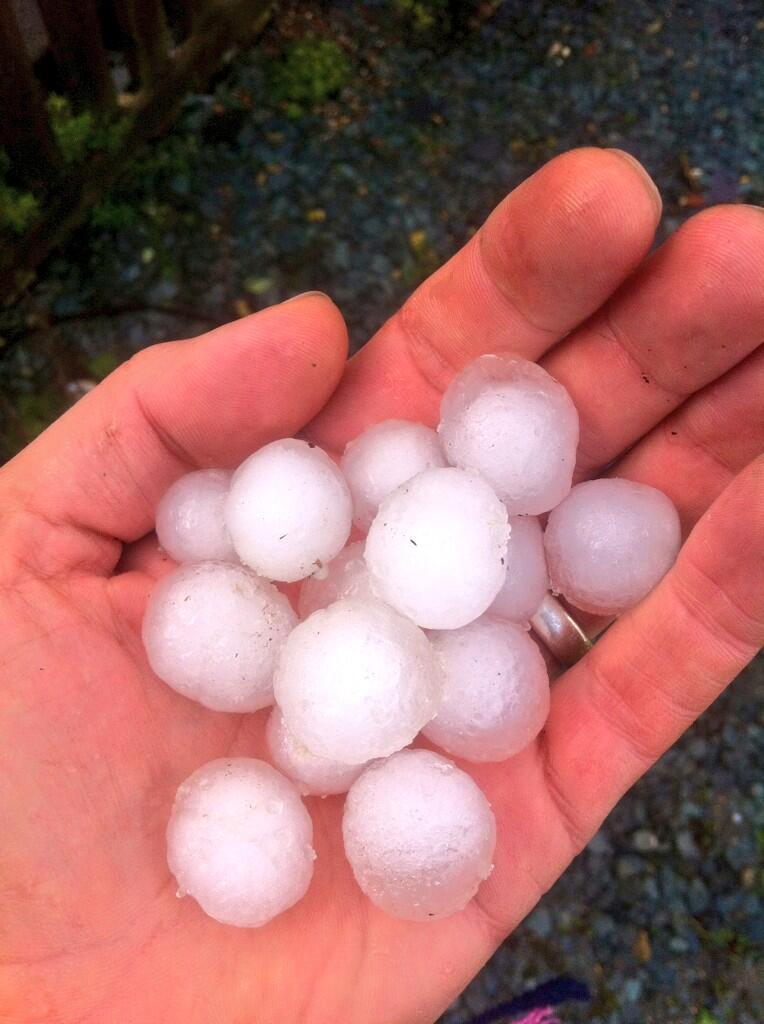 Click to enlarge hail uk 2013