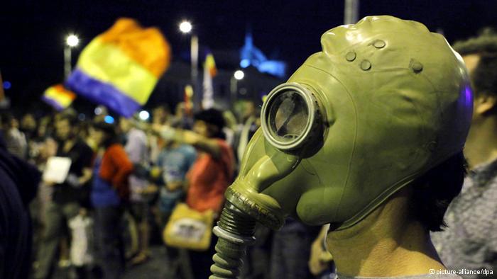 Click to enlarge Protest in Romania